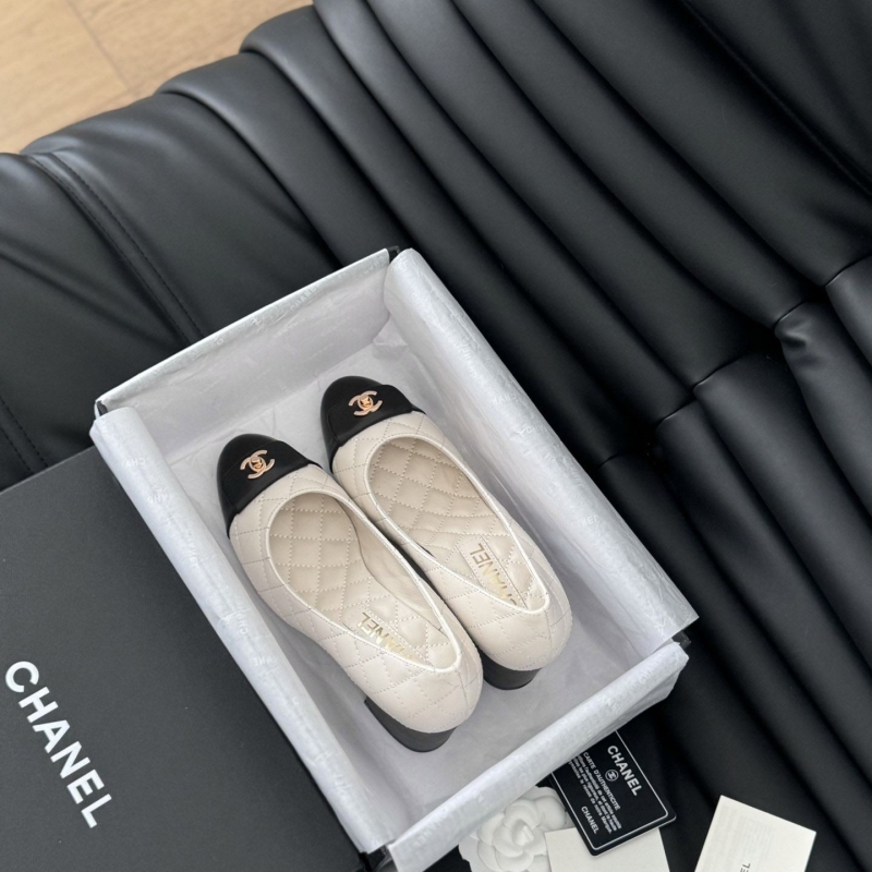 Ch*el high heels